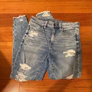American Eagle Outfitters Women's Light Blue Distressed Skinny Jeans
